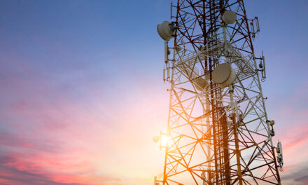 Tigo es el primer operador que prende 3.000 antenas en la banda de 700 MHz